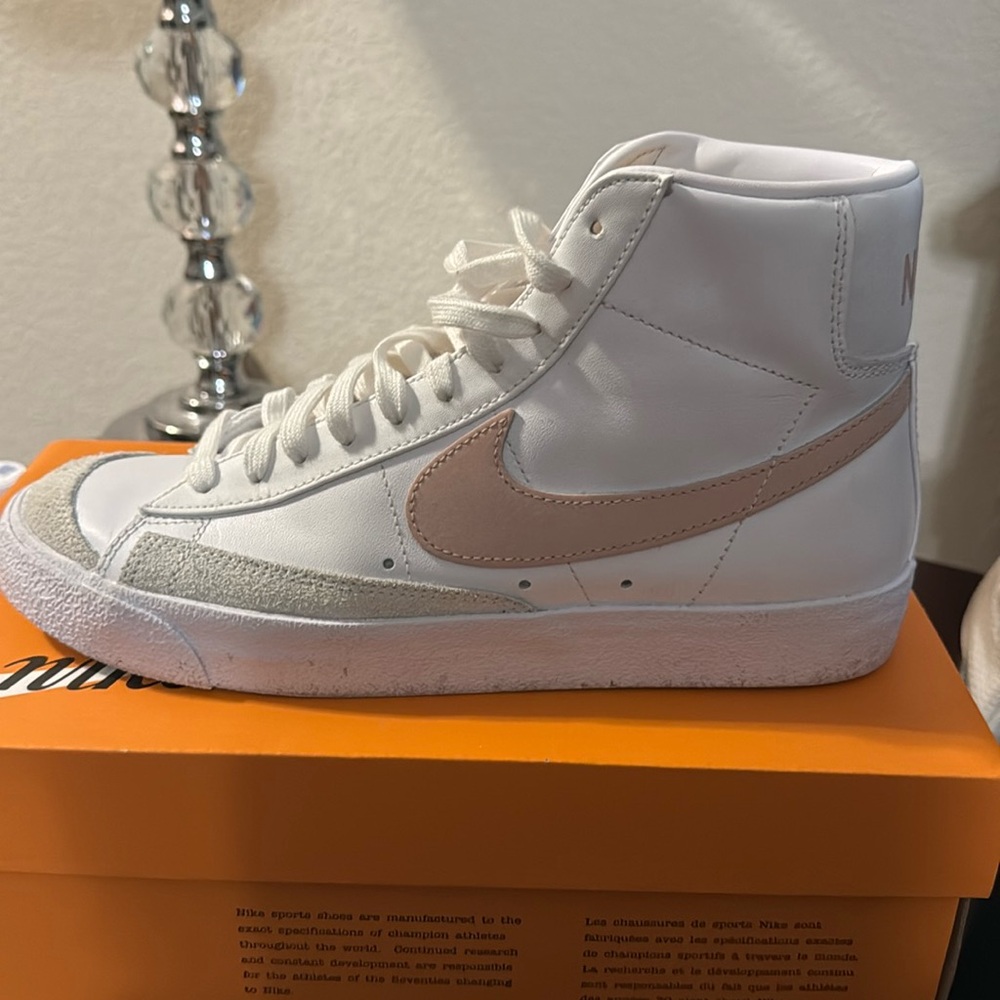 Nike blazer mid 77